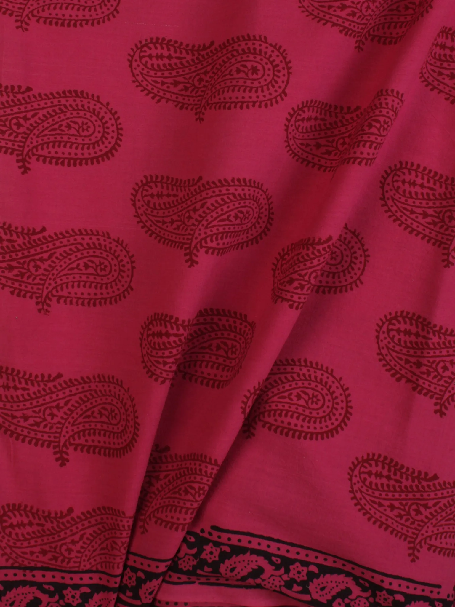 Magenta Pink Red Black Bagh Printed Cotton Fabric Per Meter - F005F2079